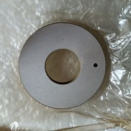 Materiali ceramici piezoelettrici a sezione circolare per alto potere ultrasonico